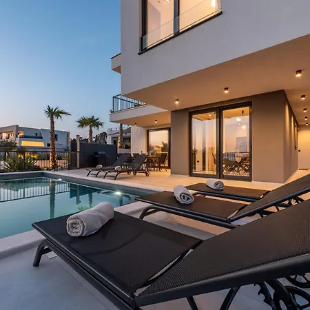 Lukante Zadarvillas